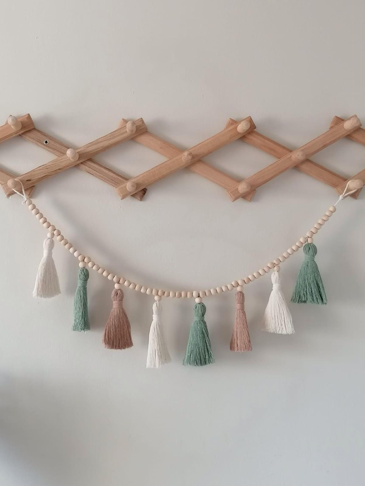 Baby Nursery Garland - Quaste Makramee Girlande, Boho Baby Dekoration,