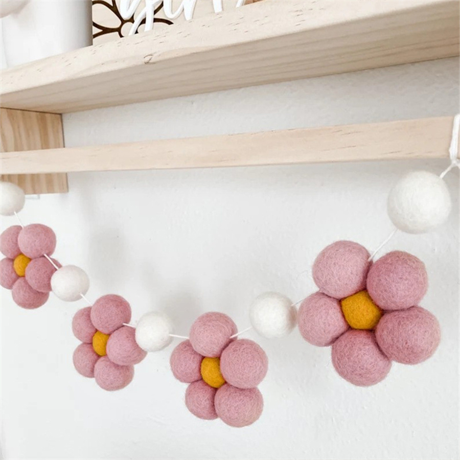 Handgefertigte Gänseblümchen-G – Baby Nursery Garland Bewertung und Preis